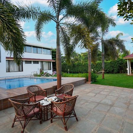 White Coco House 4Bhk Villa Nashik Exterior foto